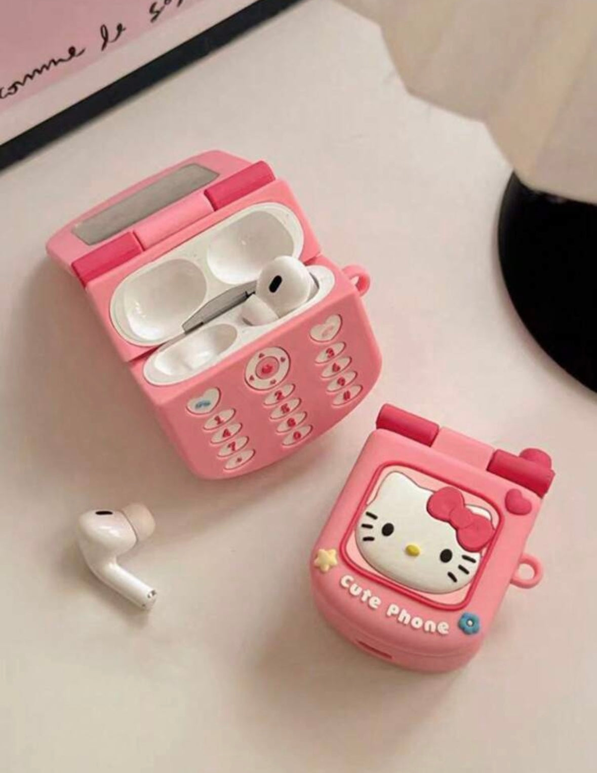 Kawaii Kitty AirPods Case