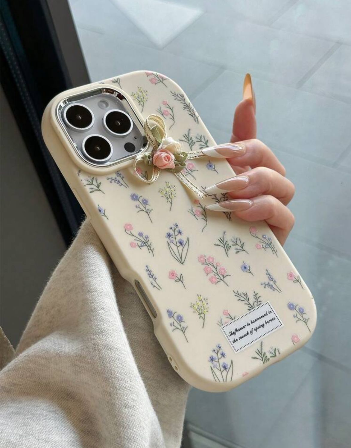 Floral Bow Case